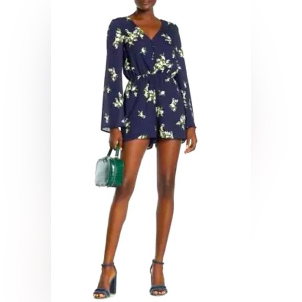 CUPCAKES & CASHMERE NAVY FLORAL PRINT ROMPER